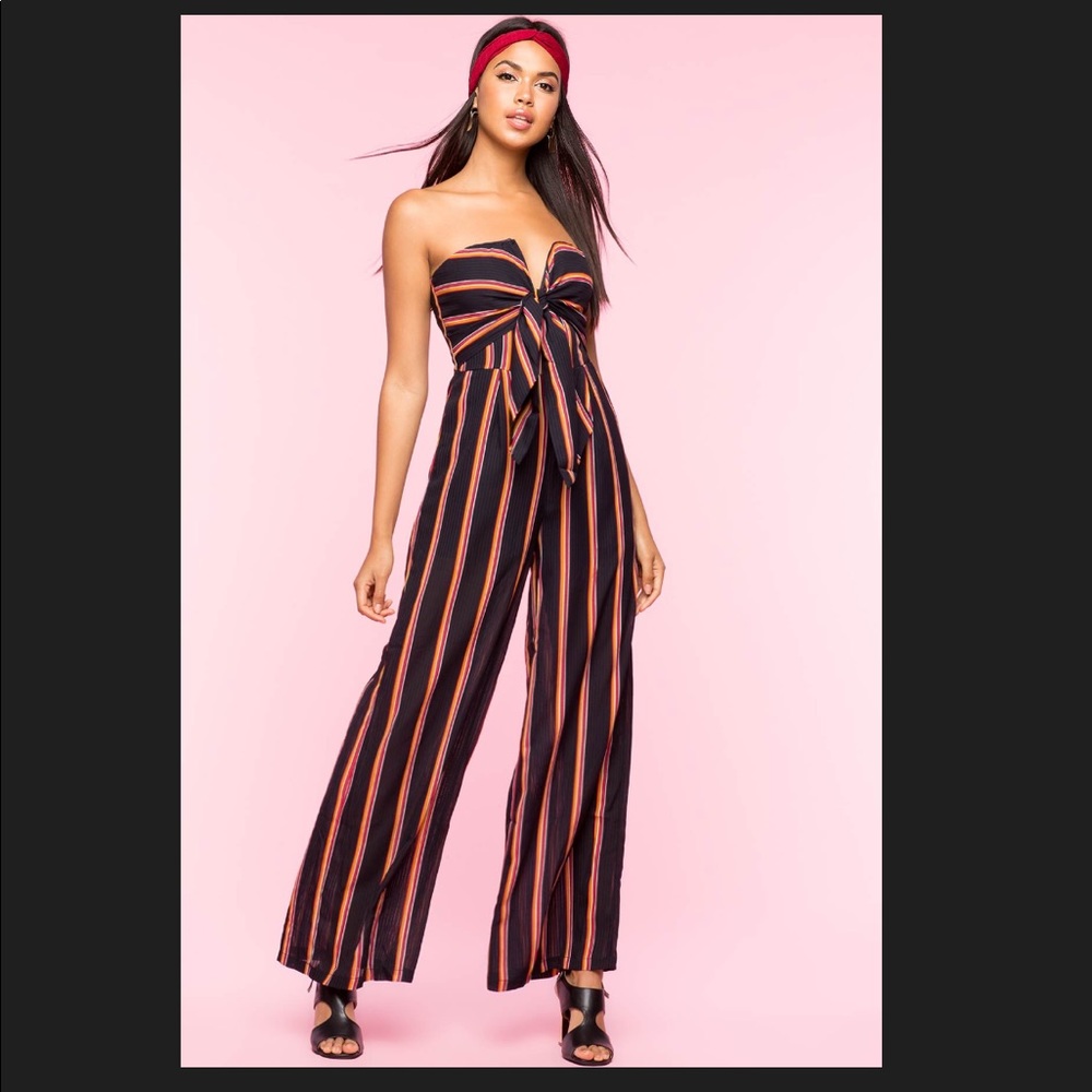 New Strapless Striped Romper - Picture 2 of 3